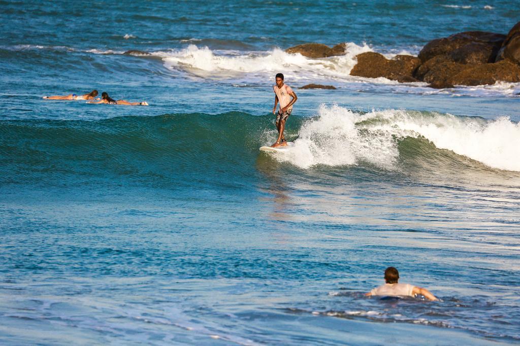 Sunset Surfing Beach Resort Ματάρα Εξωτερικό φωτογραφία